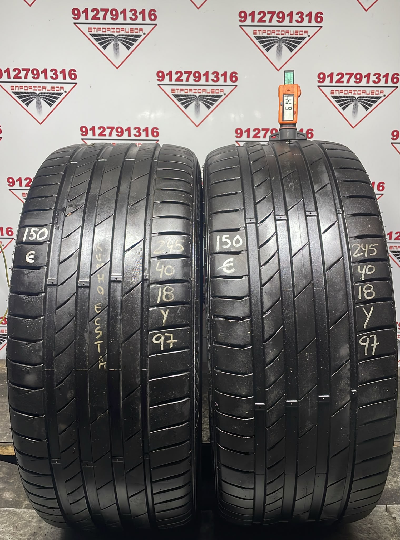 KUMHO ECSTA USADO  245/40 R18 97 Y